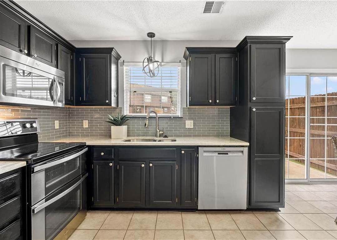5556 Moonlight Meadow Drive — photo 4