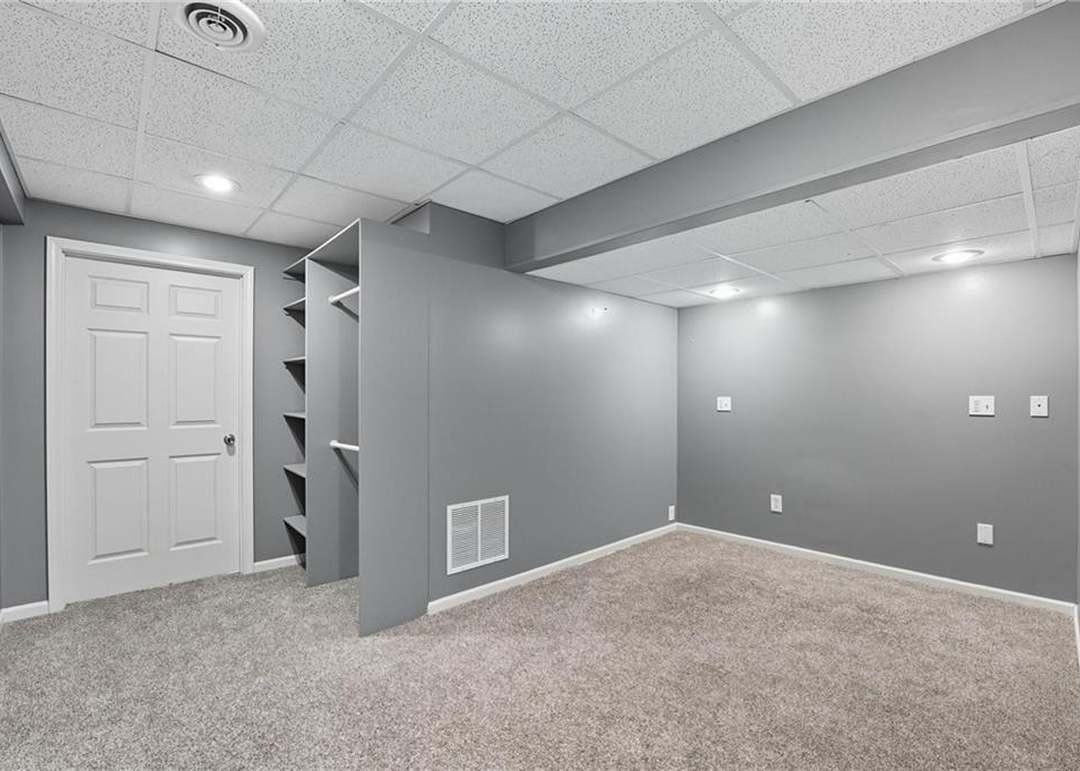 5615 NE Maybrook Road — photo 44