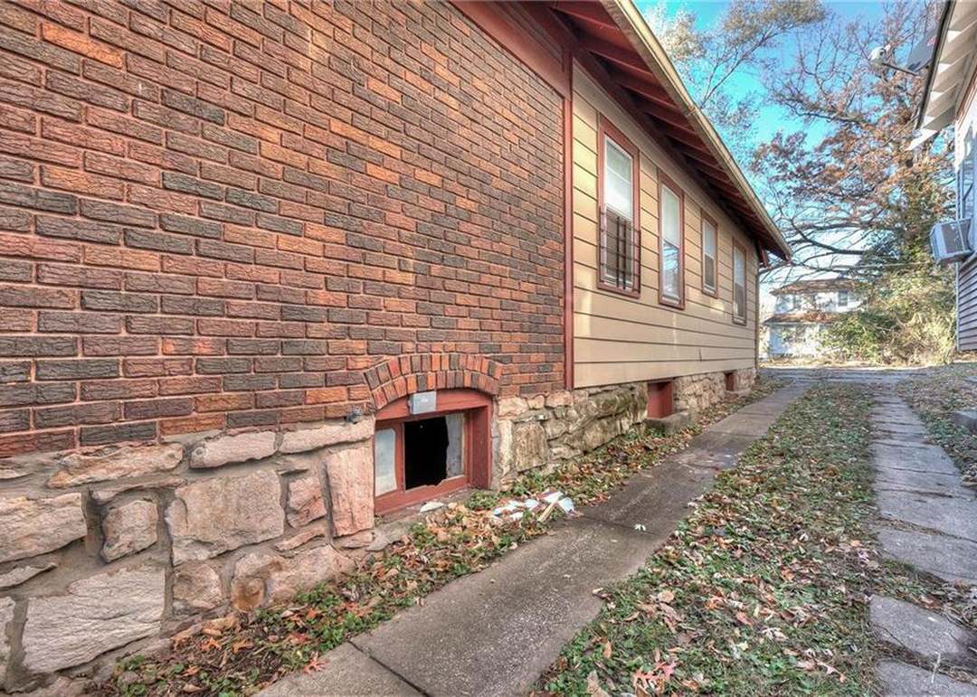 5622 Olive Street — photo 6
