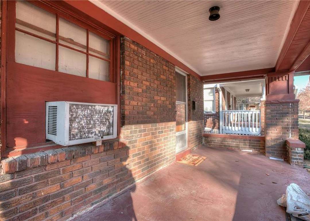 5622 Olive Street — photo 9