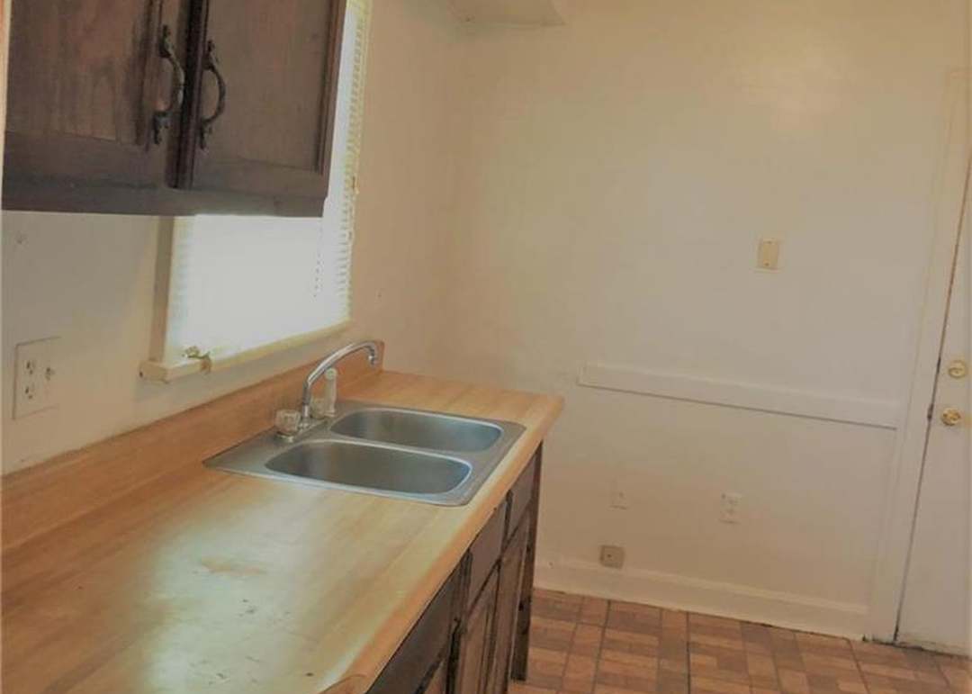 5622 Olive Street — photo 12
