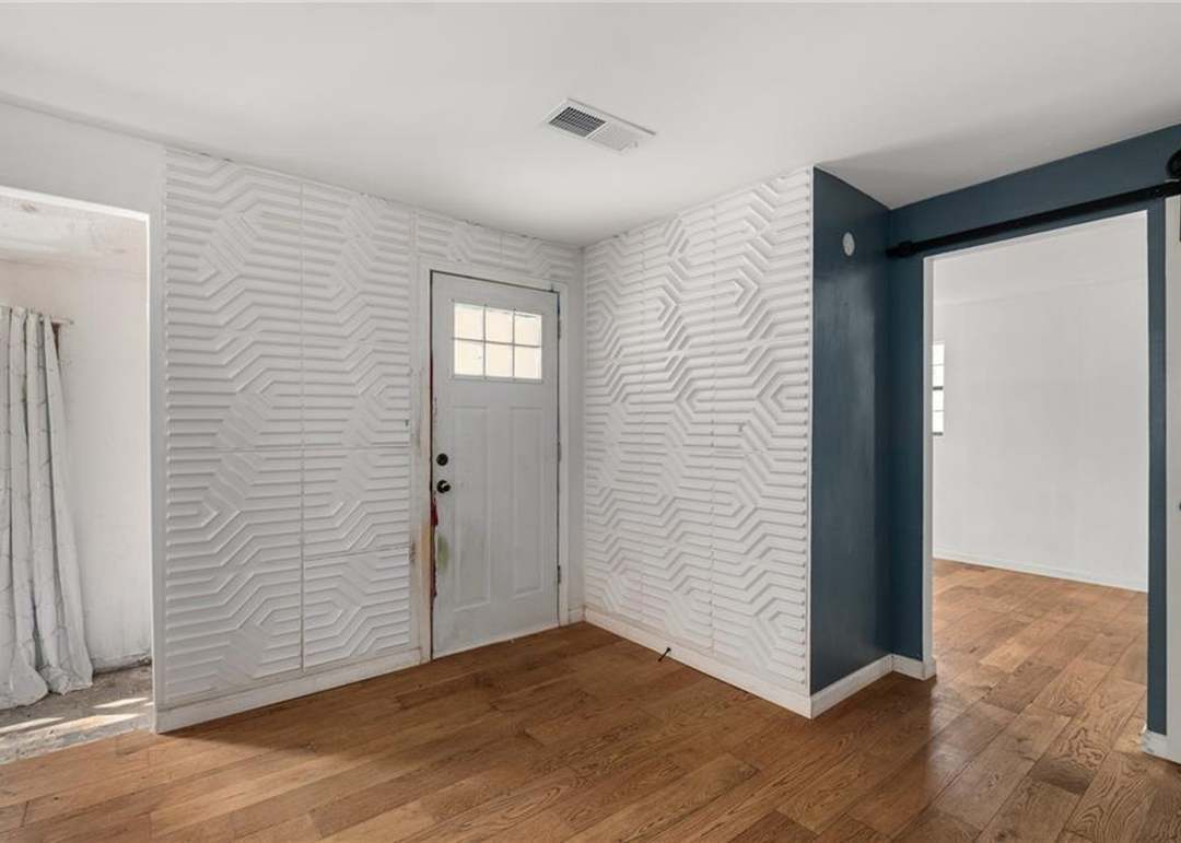 5629 Maple Street — photo 15