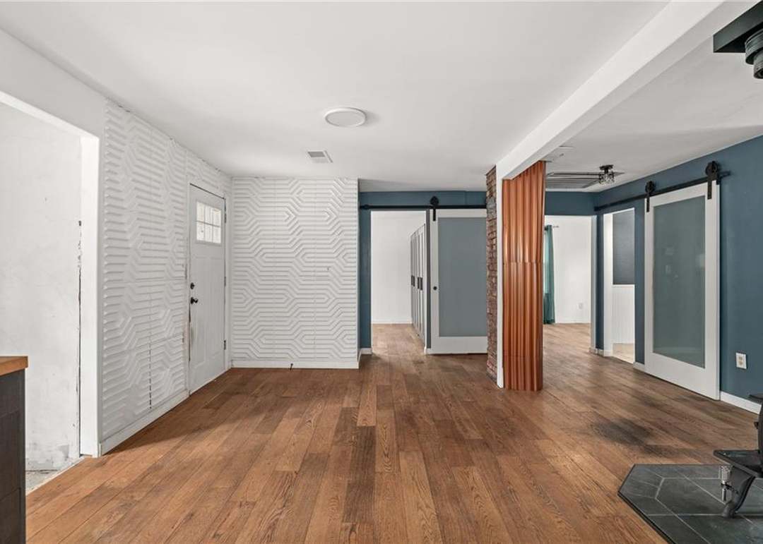 5629 Maple Street — photo 18