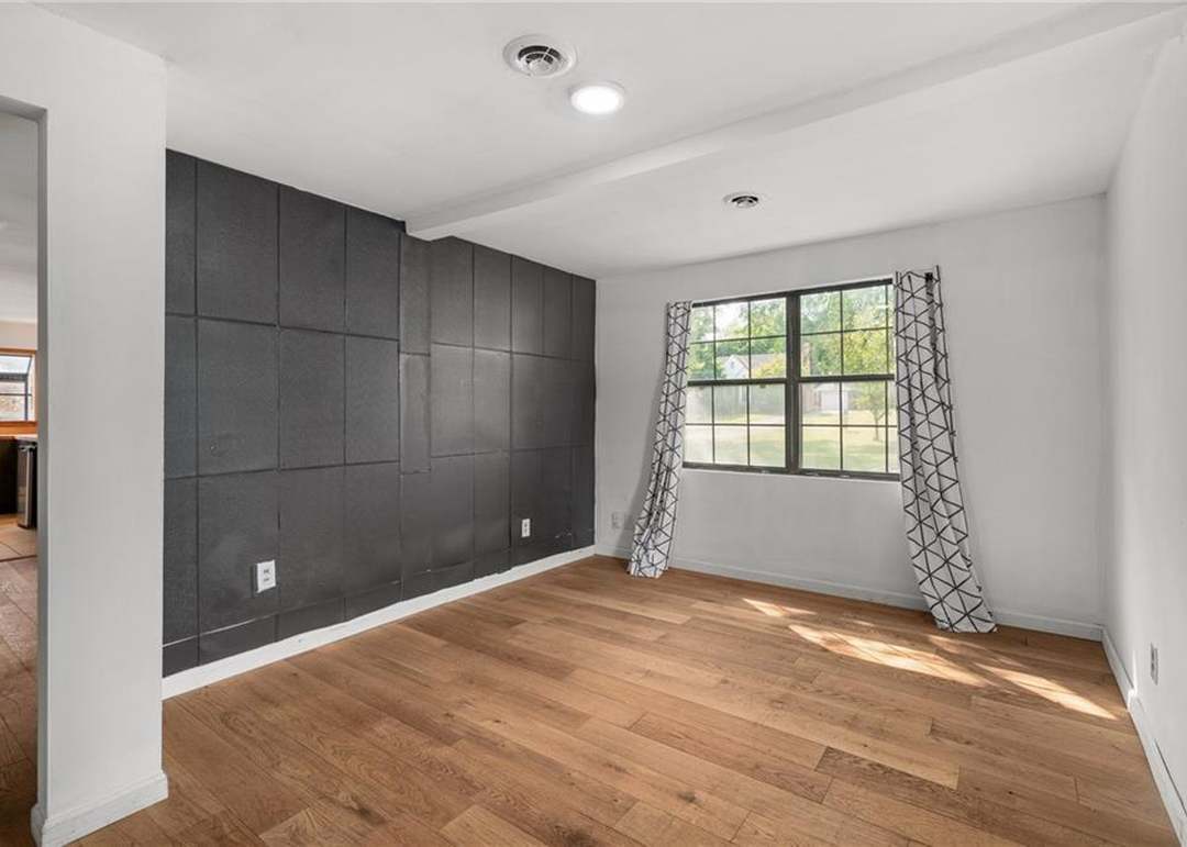 5629 Maple Street — photo 30