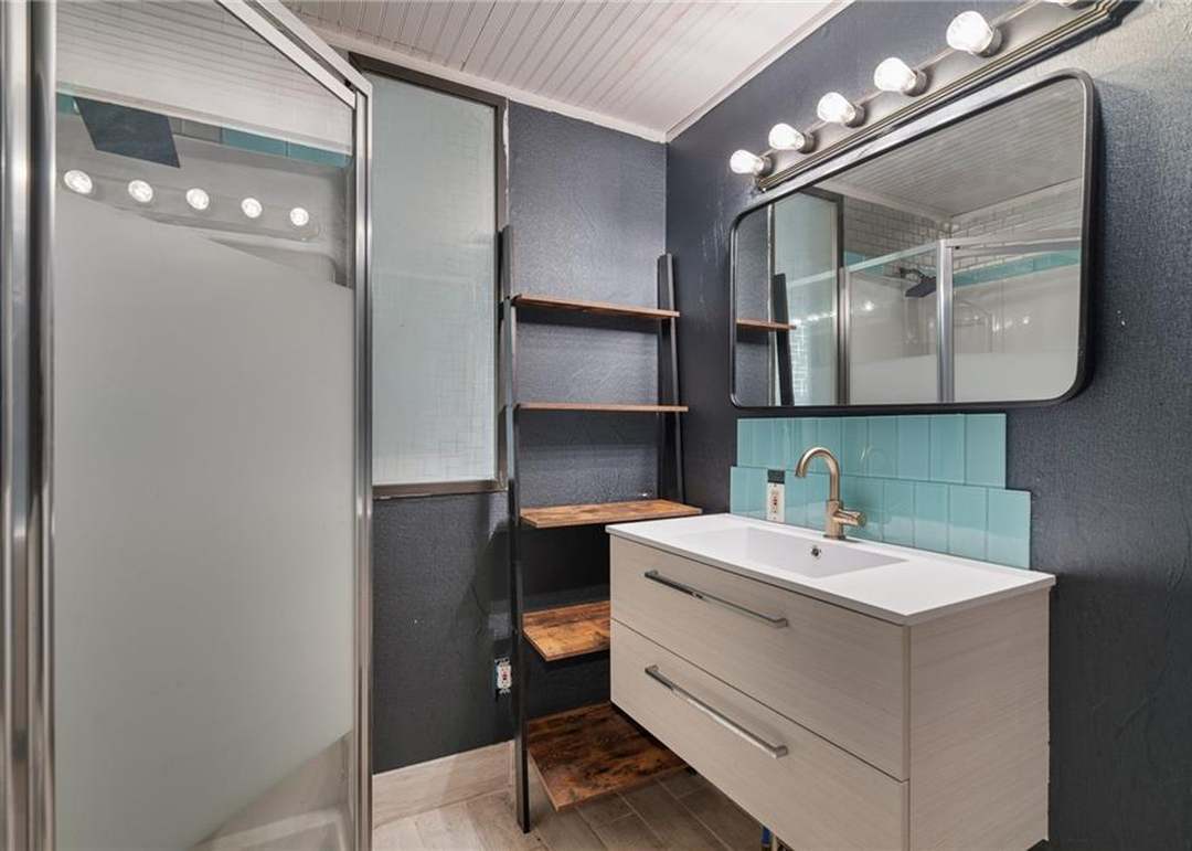 5629 Maple Street — photo 32