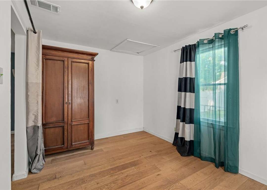 5629 Maple Street — photo 35