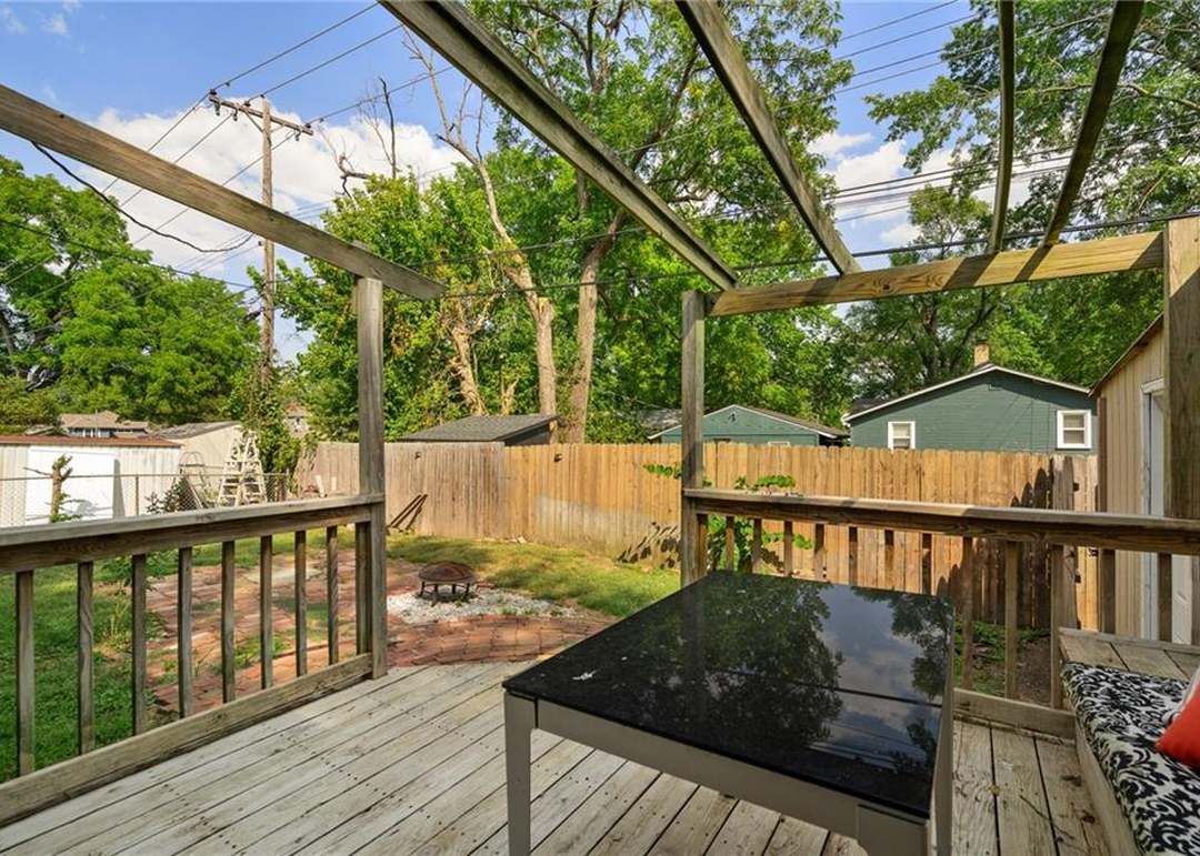 5629 Maple Street — photo 38