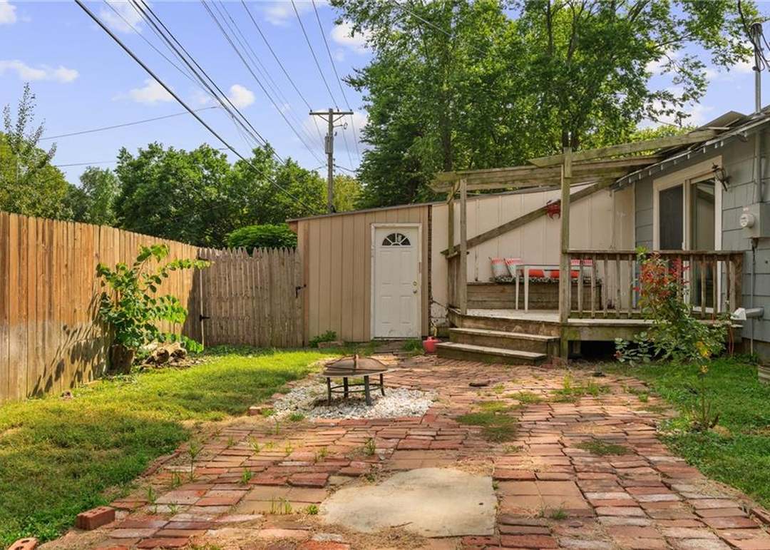 5629 Maple Street — photo 41