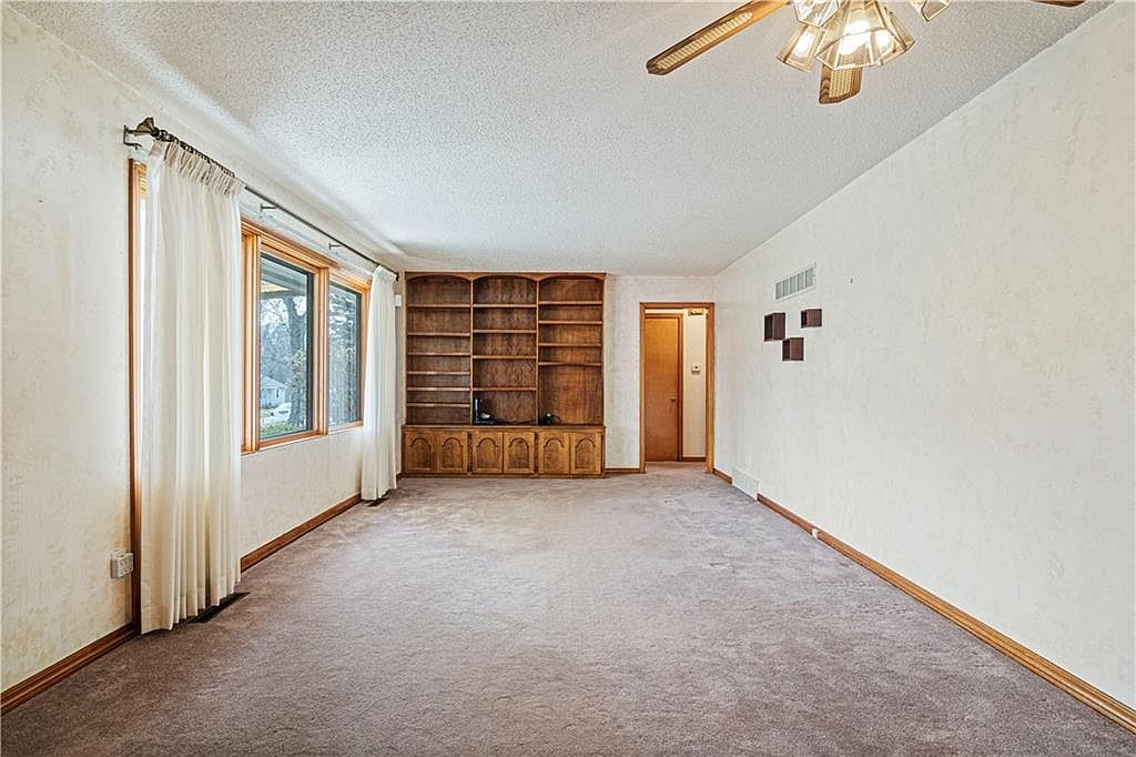 5720 LANE AVENUE — photo 3