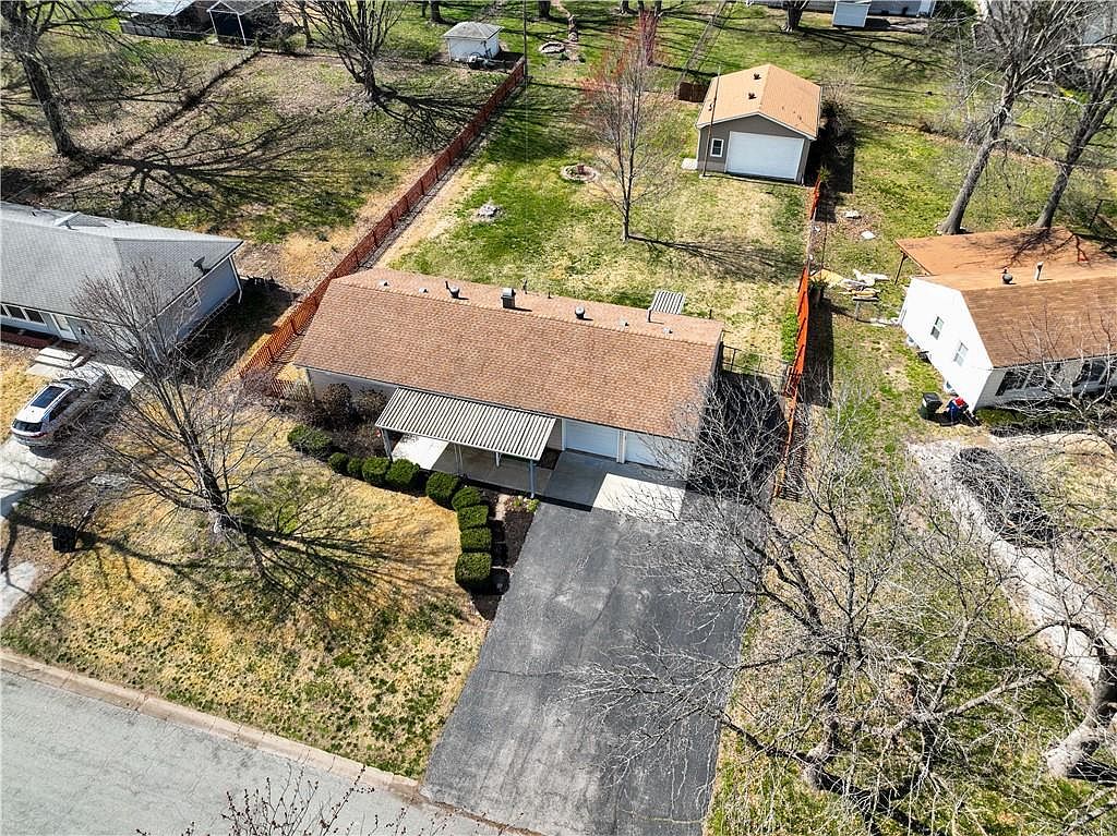 5720 LANE AVENUE — photo 32