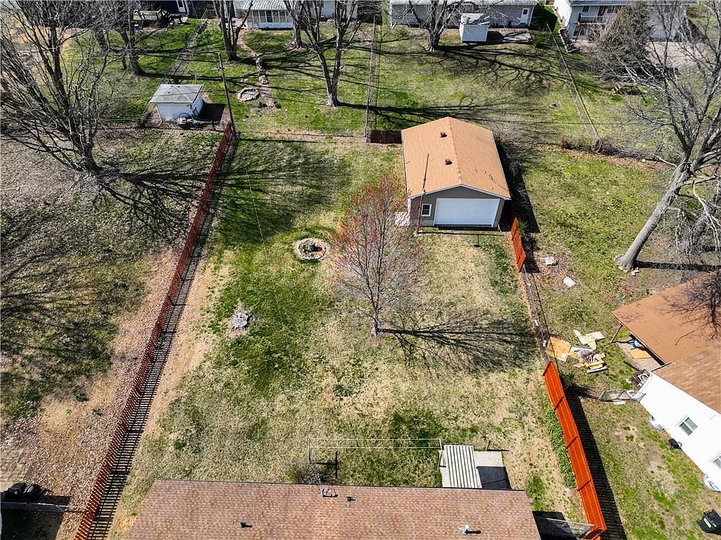 5720 LANE AVENUE — photo 33