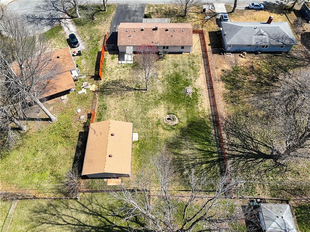5720 LANE AVENUE — photo 34