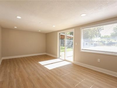 5737 Elm Avenue — photo 11