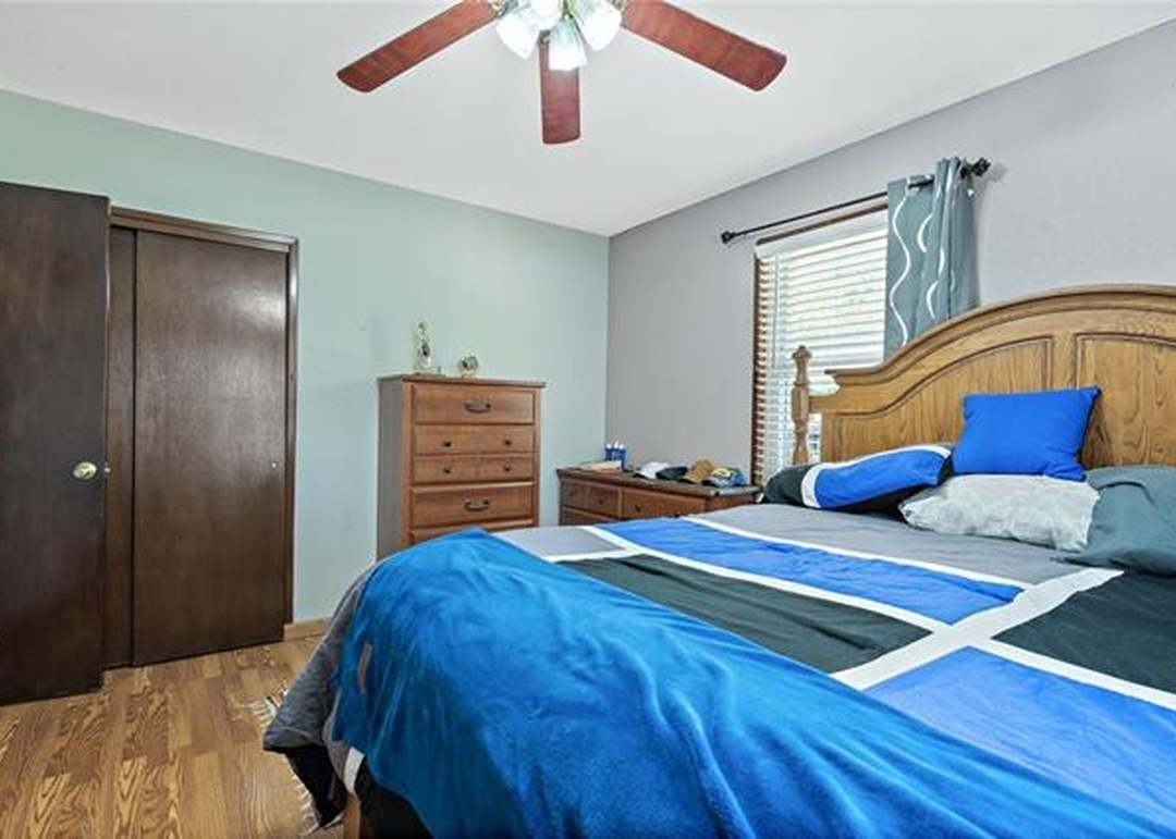 5804 N Hardesty Avenue — photo 18