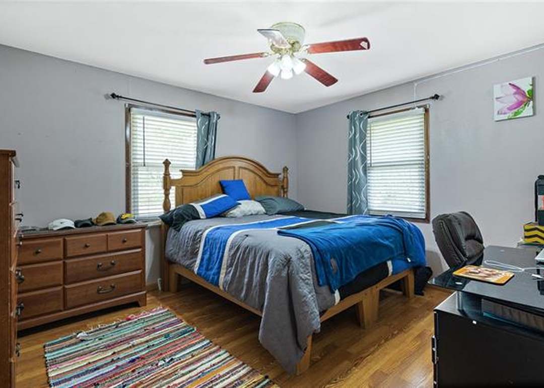 5804 N Hardesty Avenue — photo 19
