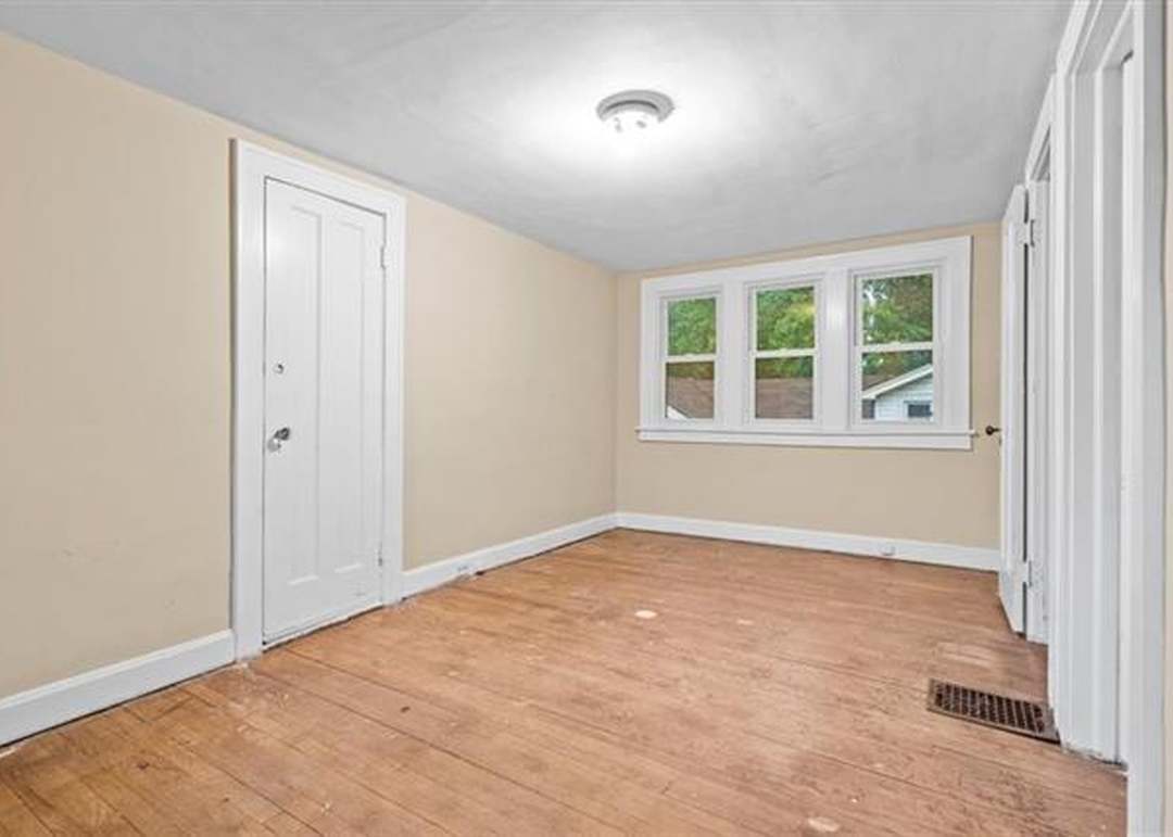 5833 Rockhill Road — photo 21