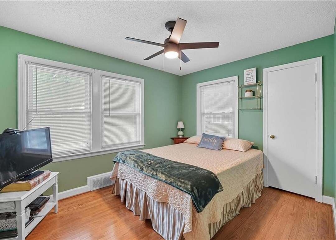 5840 Floyd Street — photo 21