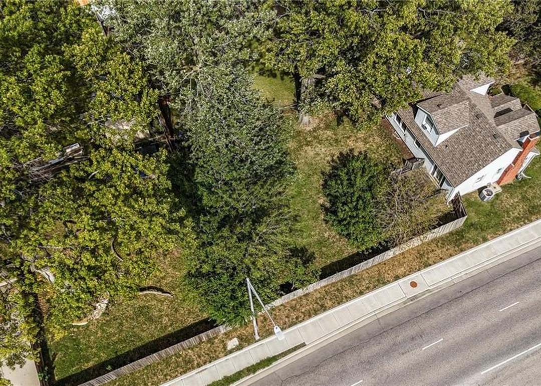 5840 Floyd Street — photo 36