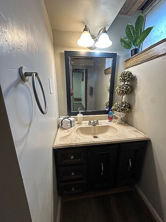 5903 N Howard Ave Kansas City — photo 37