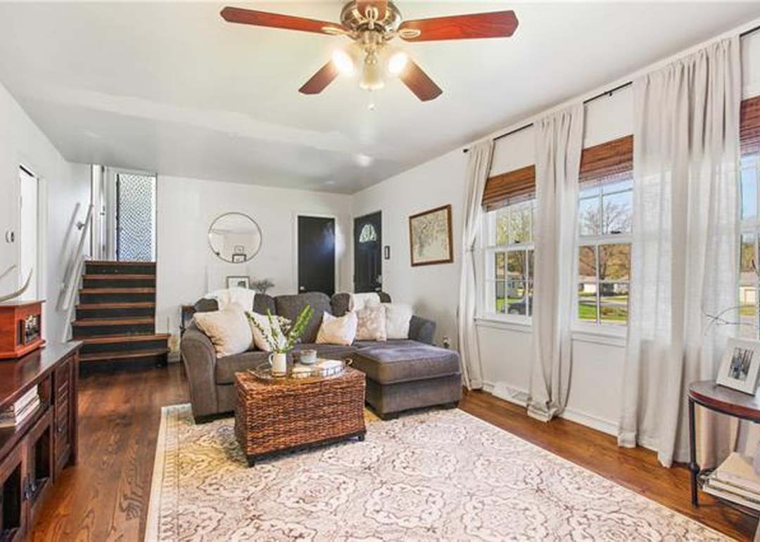 5910 W 100TH Street — photo 9