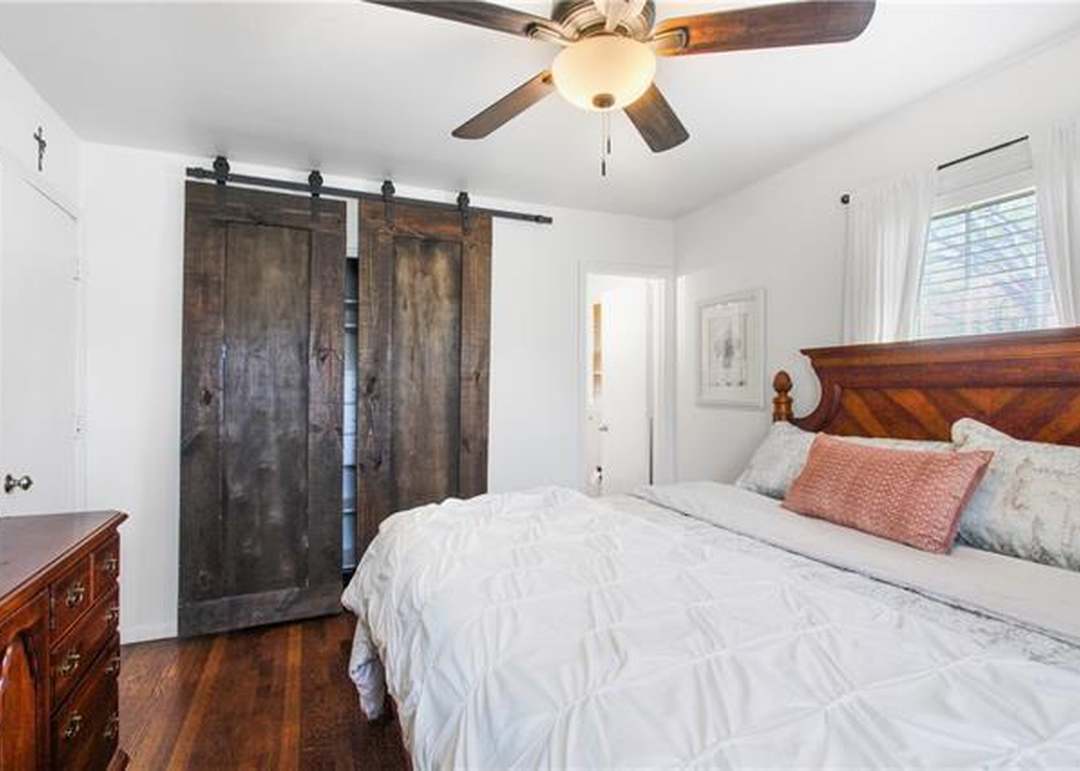 5910 W 100TH Street — photo 12