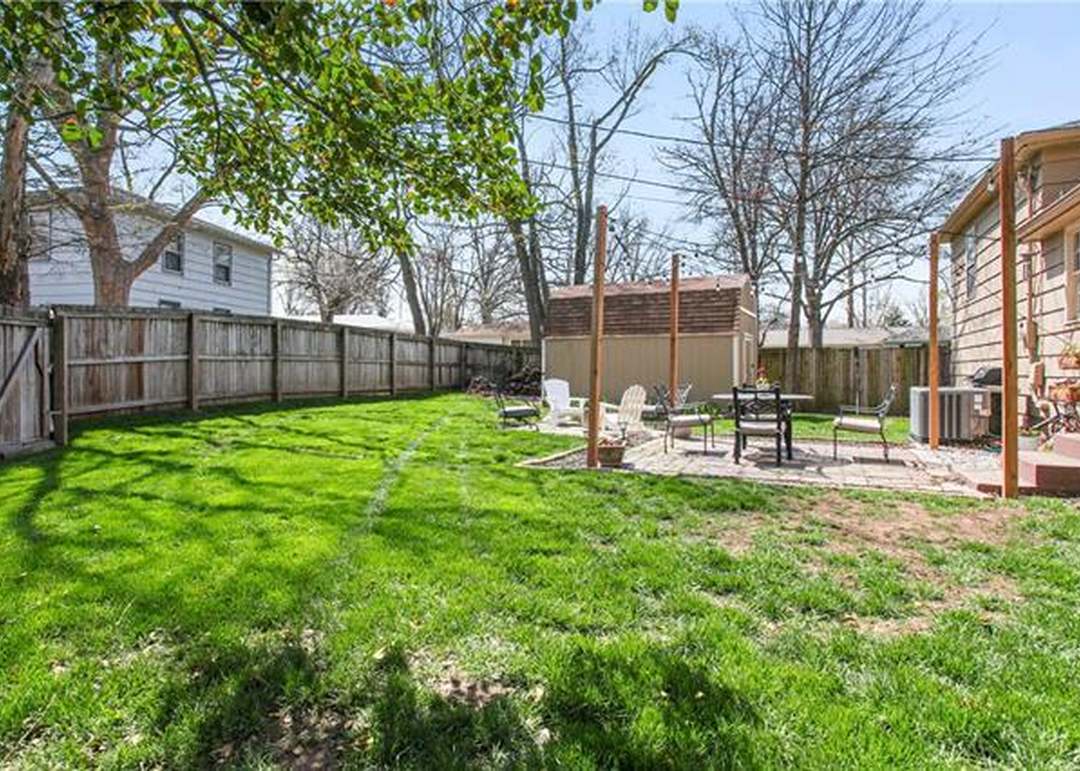 5910 W 100TH Street — photo 21