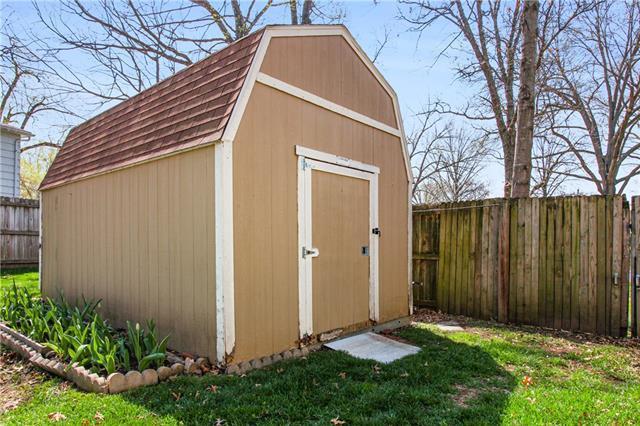 5910 W 100TH Street — photo 23