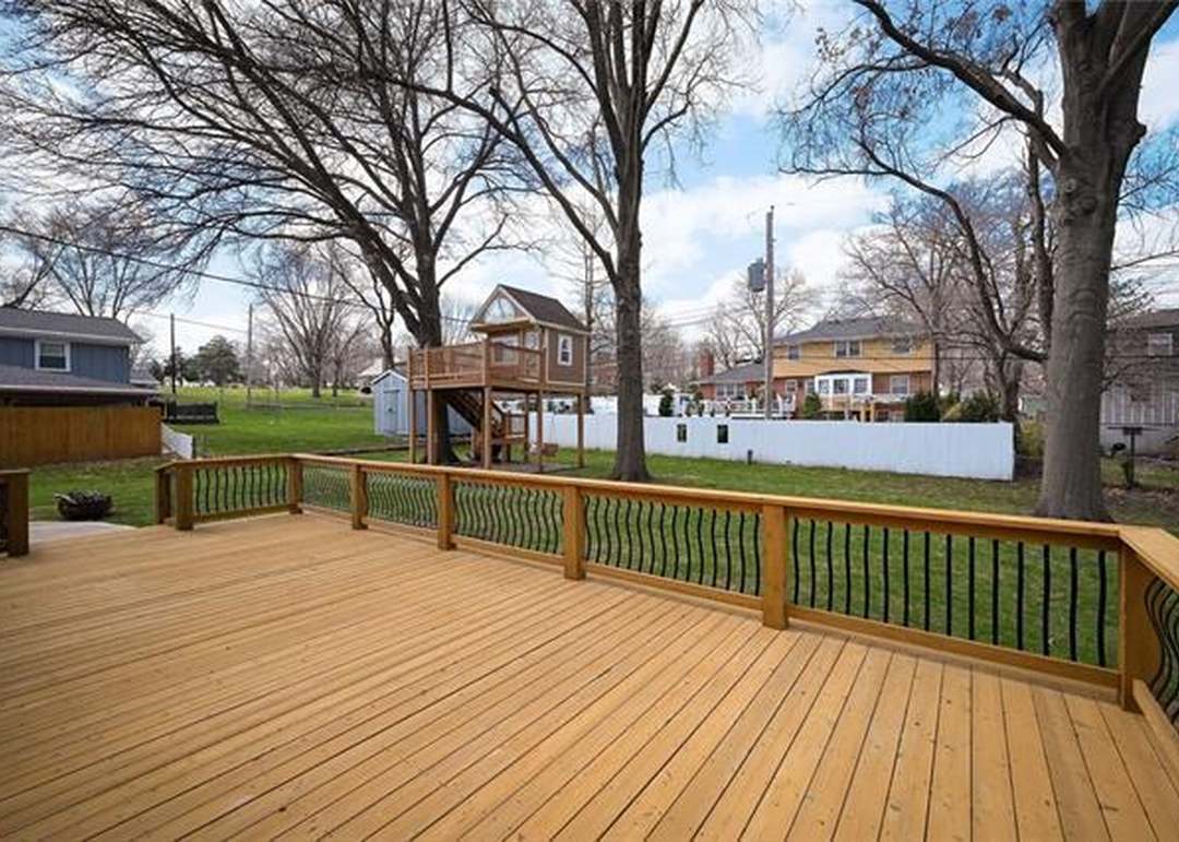 5918 Garnett Street — photo 10