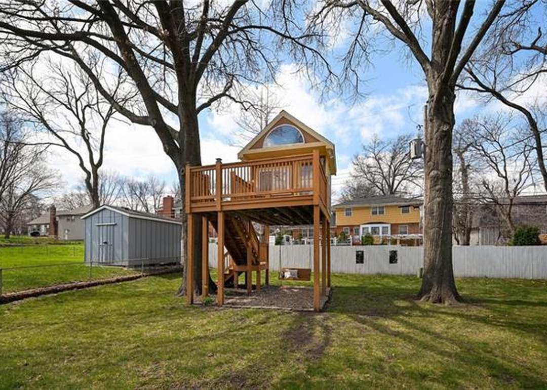 5918 Garnett Street — photo 25