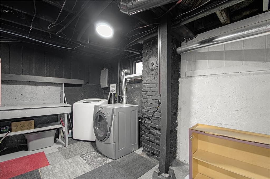 5923 Walrond Avenue — photo 24