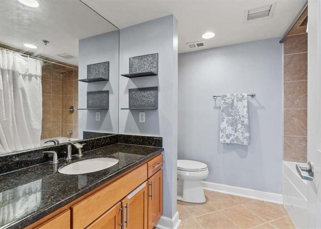 600 Admiral Boulevard — photo 18