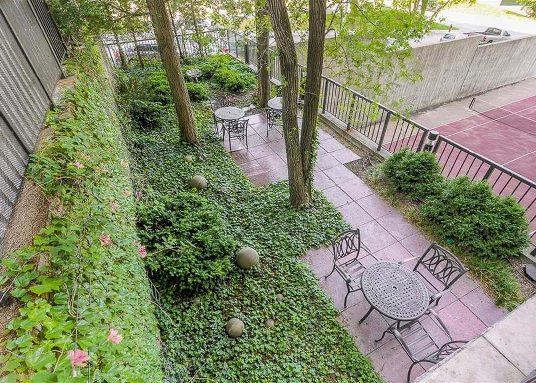 600 Admiral Boulevard — photo 25