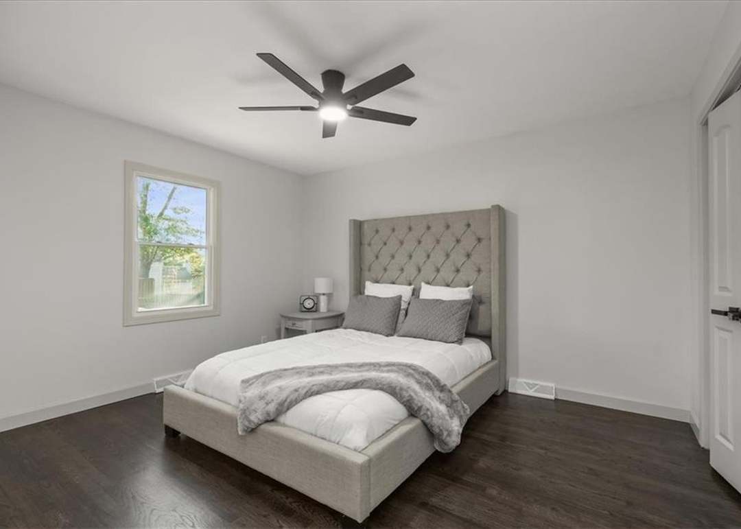 6004 S Claremont Avenue — photo 7