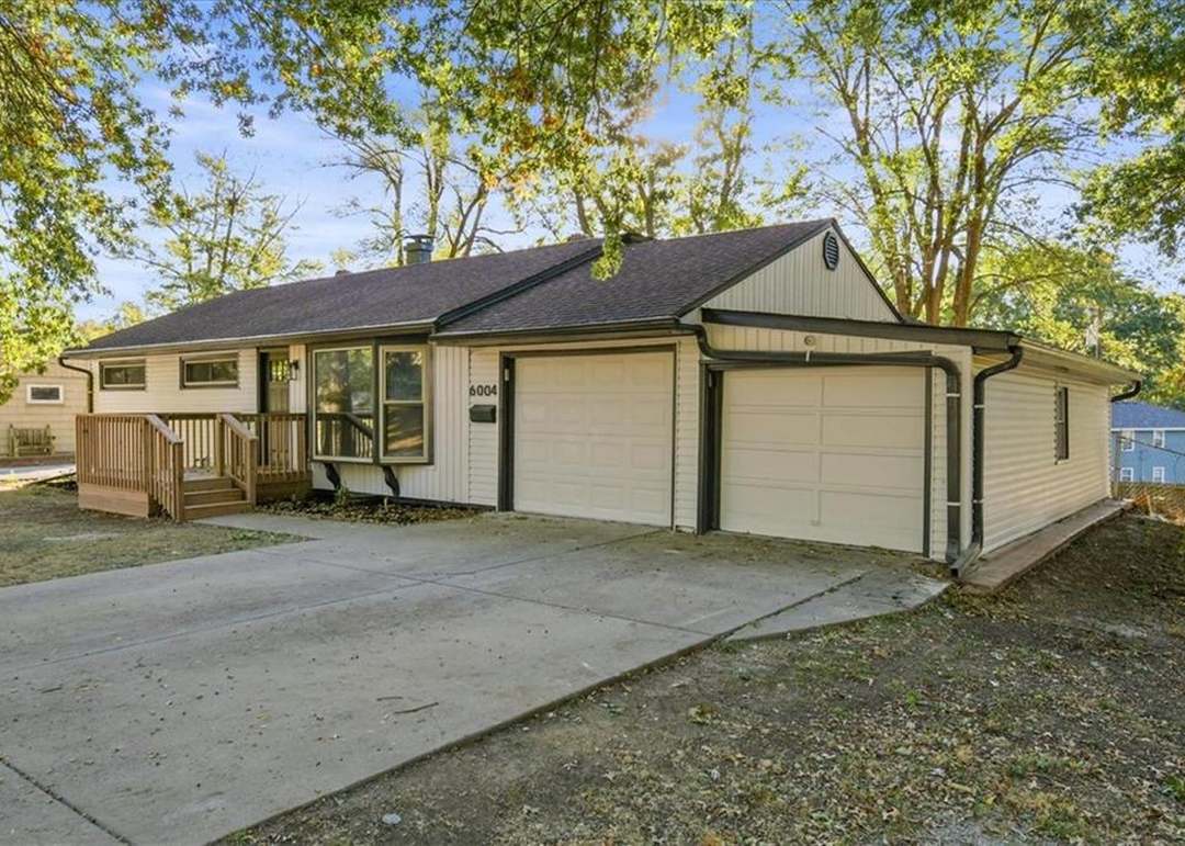 6004 S Claremont Avenue — photo 8