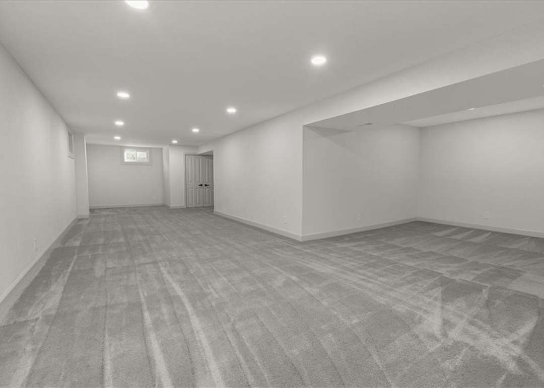 6004 S Claremont Avenue — photo 23
