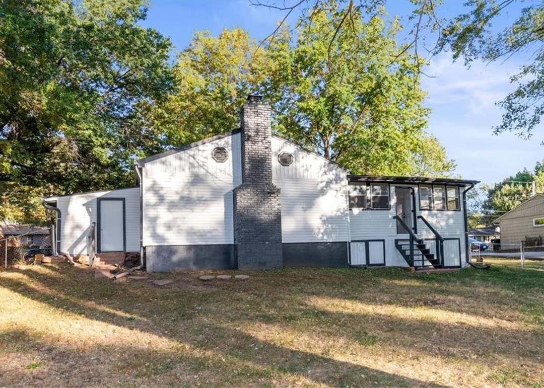 6004 S Claremont Avenue — photo 25