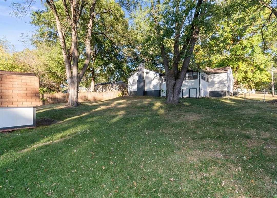 6004 S Claremont Avenue — photo 26