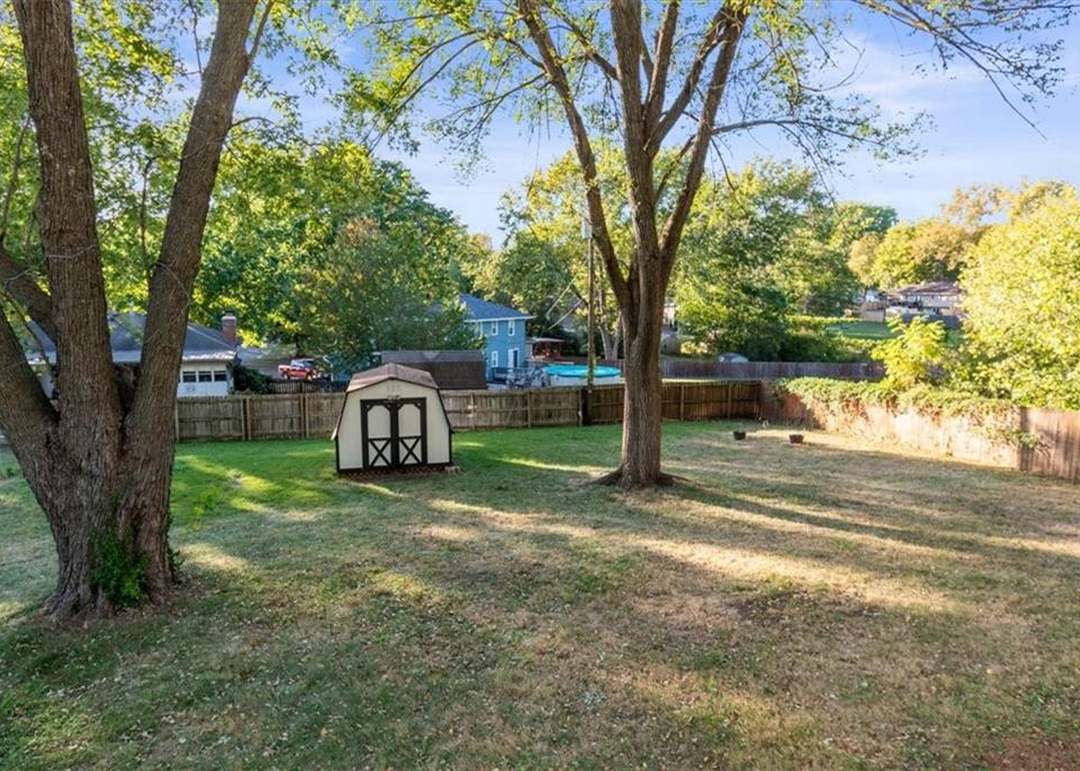 6004 S Claremont Avenue — photo 27