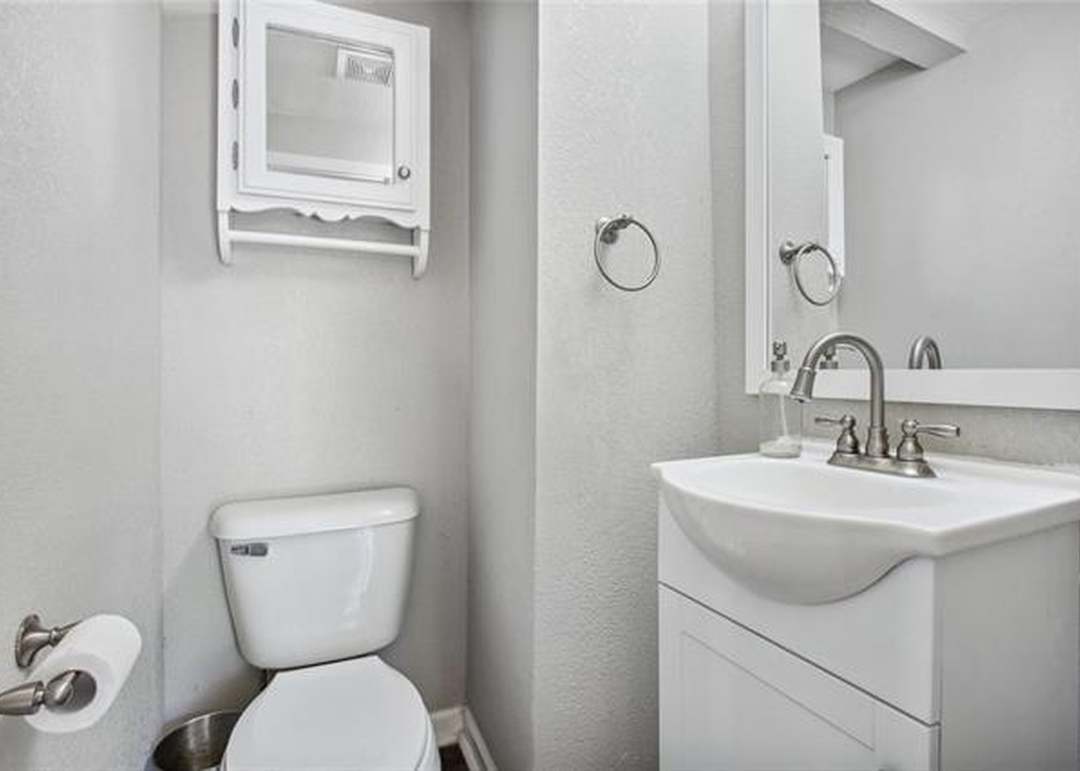 6015 N Broadway Street — photo 14