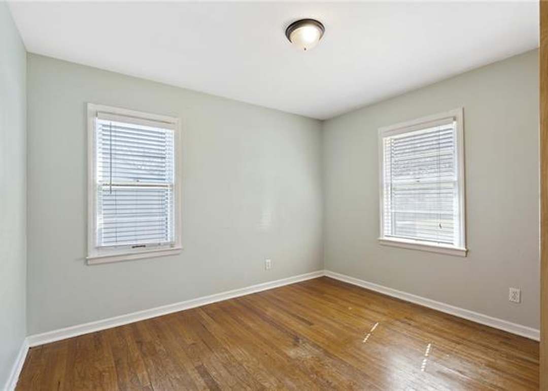 604 W 90 Terrace — photo 19