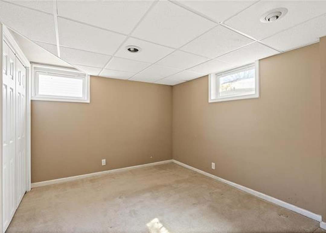 604 W 90 Terrace — photo 22