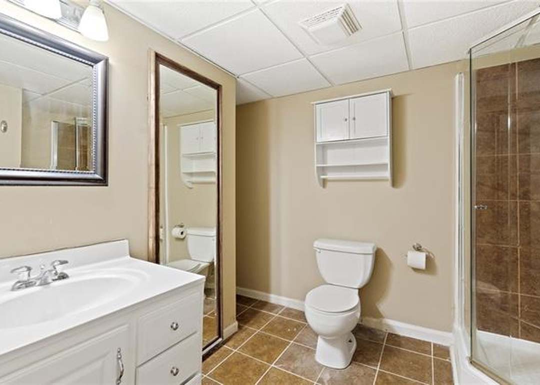 604 W 90 Terrace — photo 25