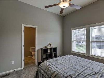 6040 Marion Street — photo 23