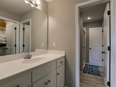6040 Marion Street — photo 26