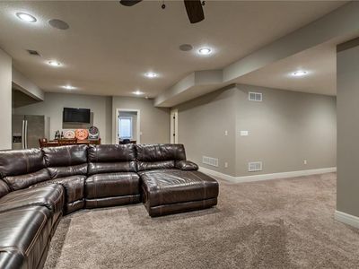 6040 Marion Street — photo 29