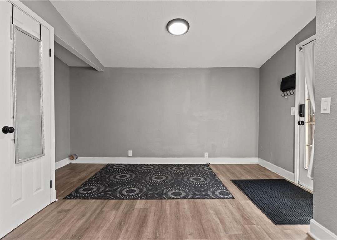 607 W Wea Street — photo 14