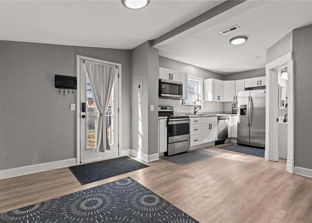 607 W Wea Street — photo 15