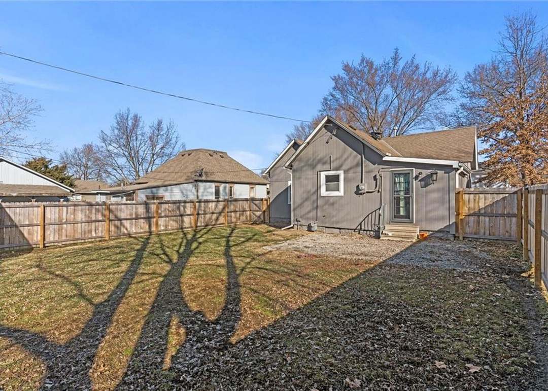 607 W Wea Street — photo 29