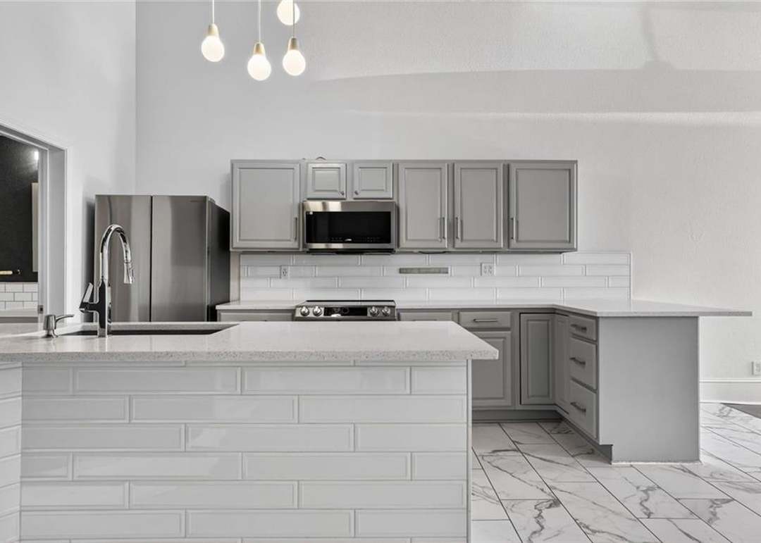 609 Central Street — photo 10
