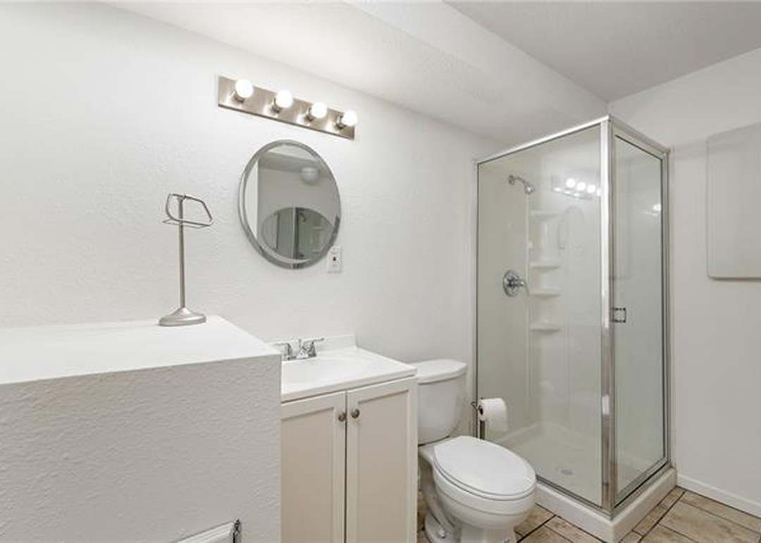 609 W Edgewood Drive — photo 15